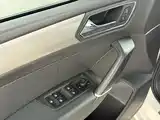 صورة 13 - Volkswagen Touran