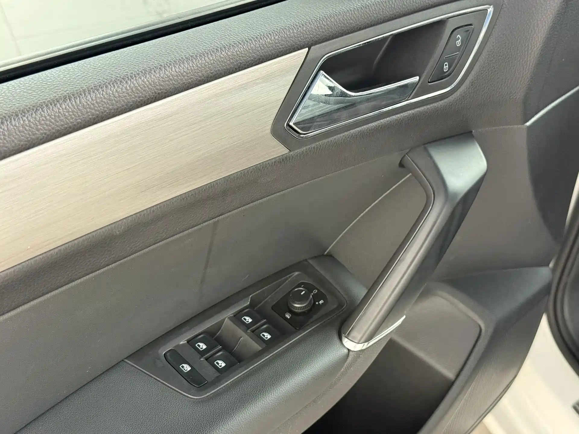 صورة 13 - Volkswagen Touran
