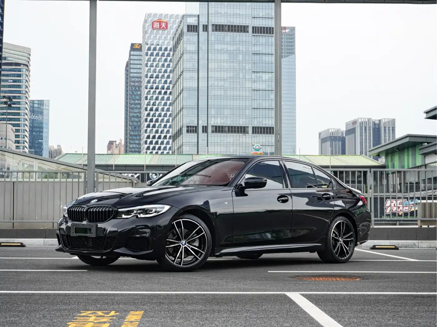 Photo 1 - BMW 3 Series