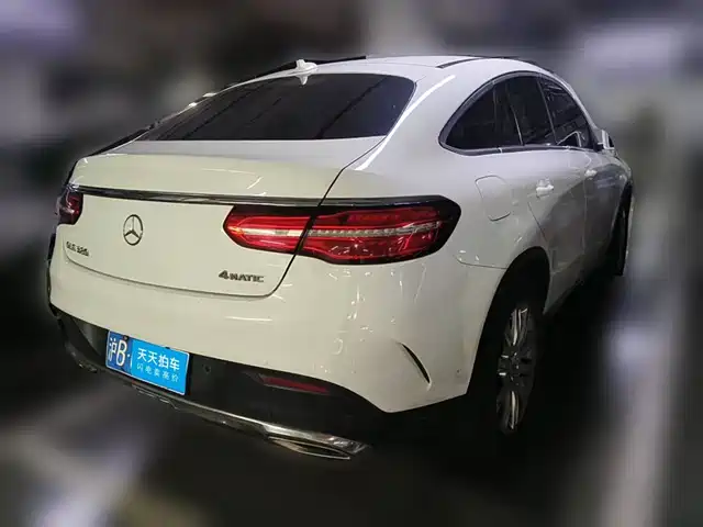 Mercedes-Benz GLE Coupe 2015 GLE 320 4MATIC Coupe SUV — фото 2