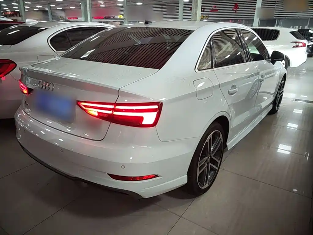 Фото 7 - Audi A3