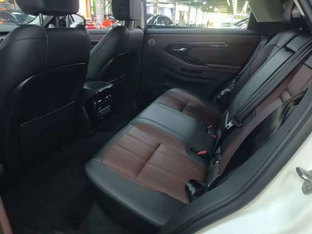 Land Rover Range Rover Evoque 2024 2023 Range Rover Evoque L 249PS Premium Luxury Edition