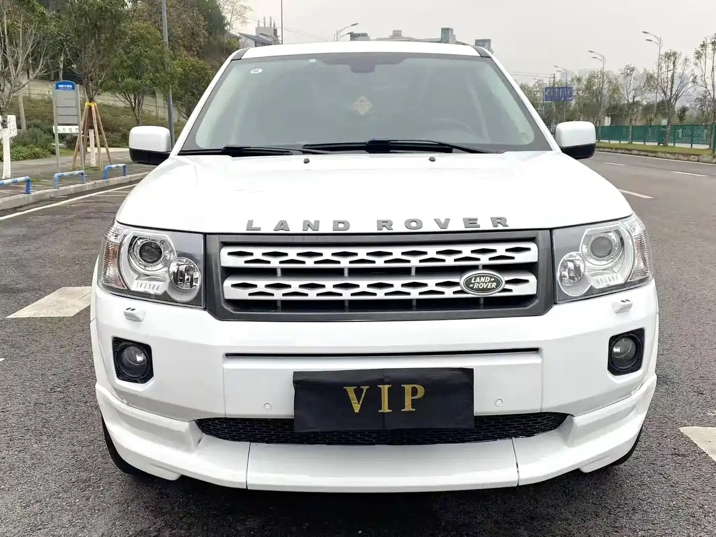 Фото 2 - Land Rover Freelander 2