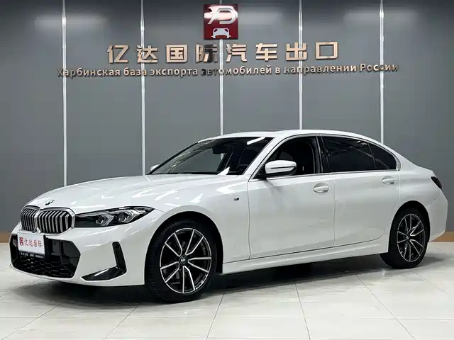 BMW 3 320i, Спорт-пакет