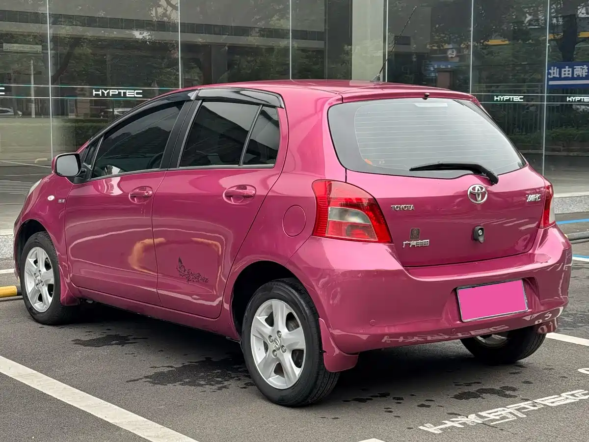 Toyota Yaris 2012 2011 1.6E Auto Charm Edition