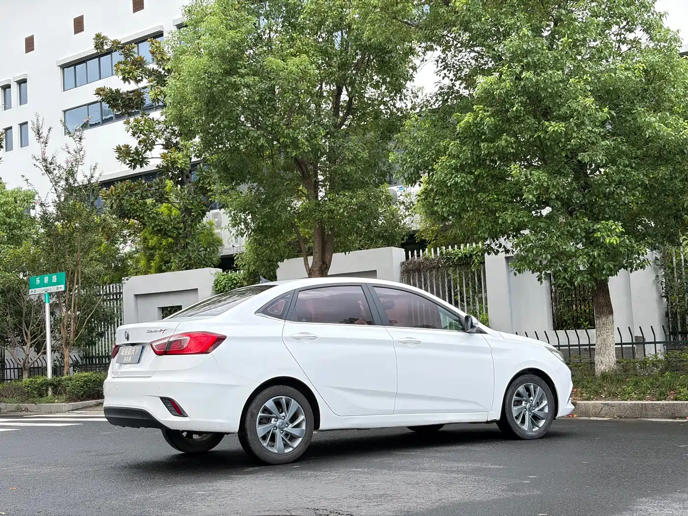 Changan Eado DT 2019 2018 1.6L Manual Premium