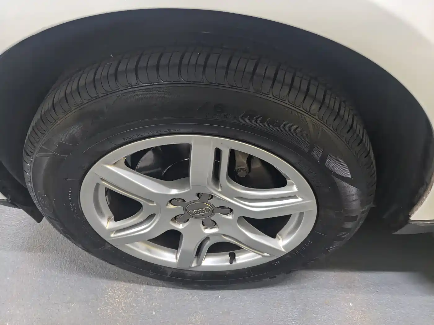 Audi Q5 2012 2.0TFSI Dynamic фото 10