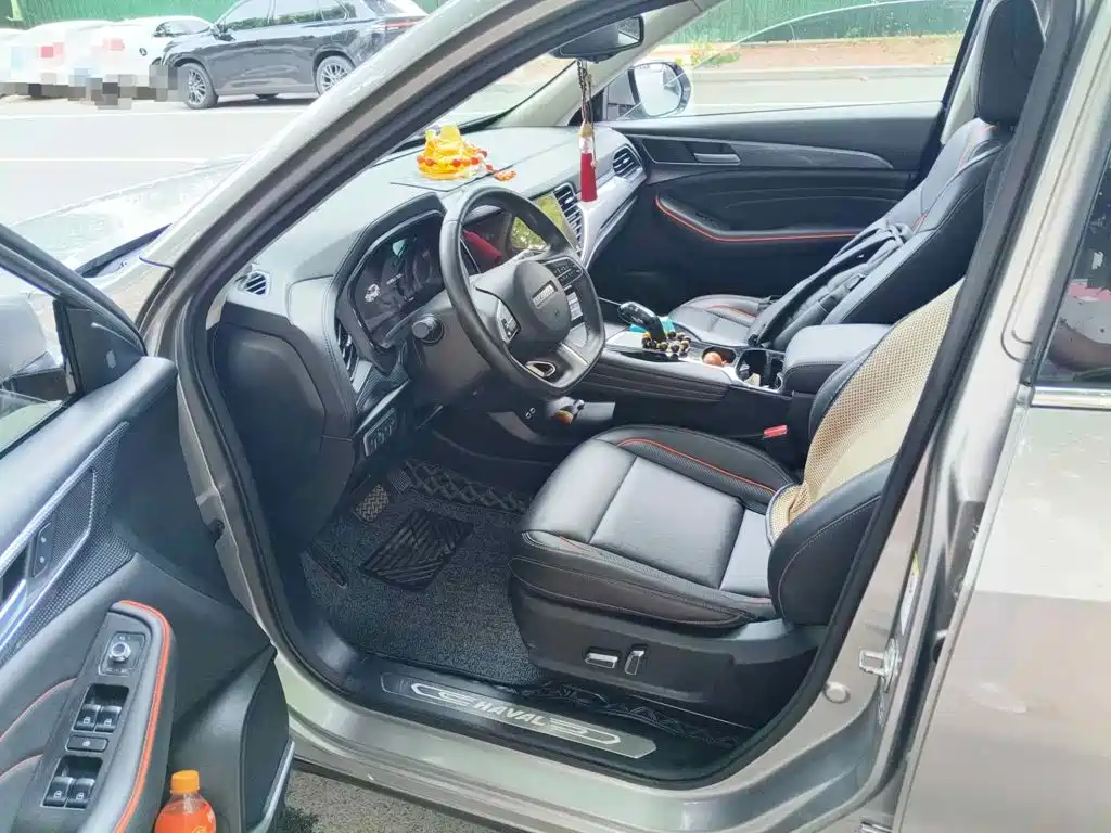 Фото 8 - Haval F7