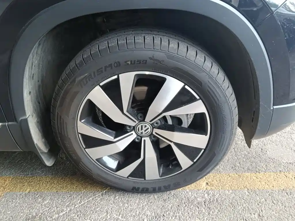 صورة 8 - Volkswagen Tayron