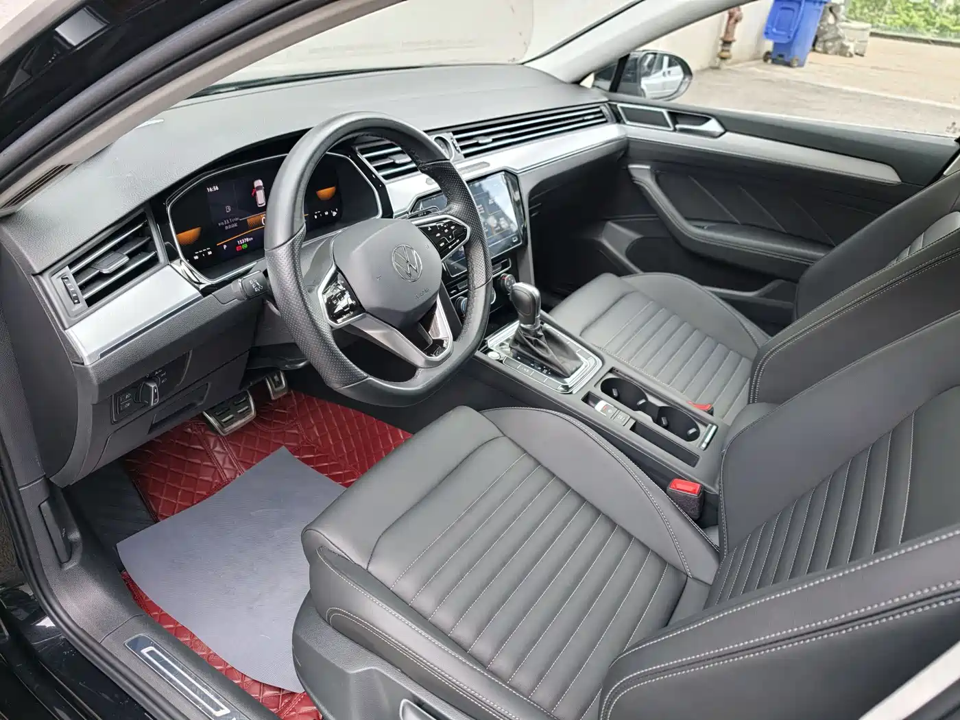 Volkswagen Magotan 2023 2 Million Units Commemorative Edition 280TSI DSG Comfort фото 8