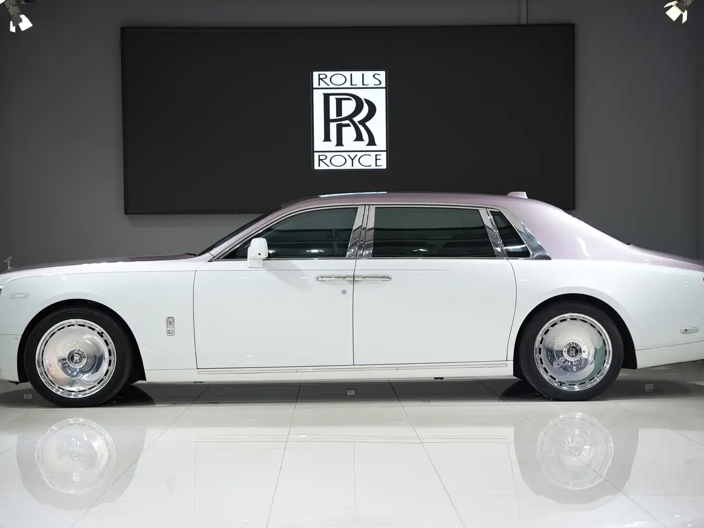 Rolls-Royce Phantom 2021 2018 6.7T Long Wheelbase Version