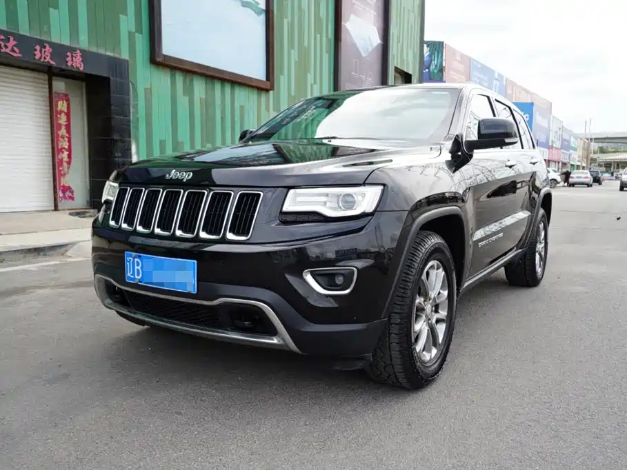Фото 1 - Jeep Grand Cherokee (Import)