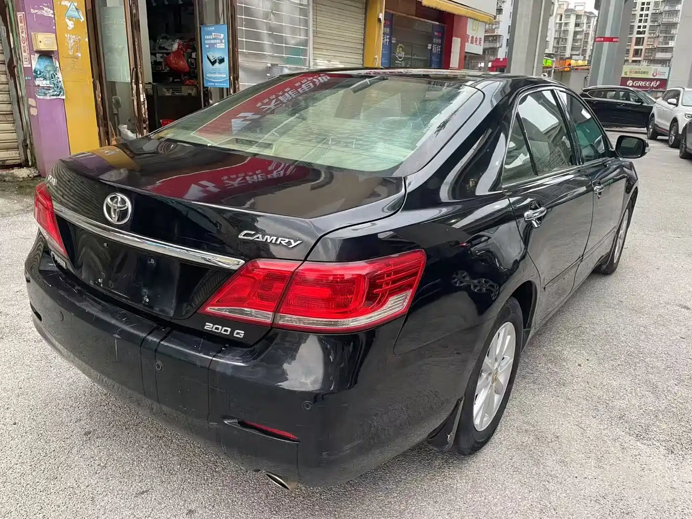 Фото 5 - Toyota Camry