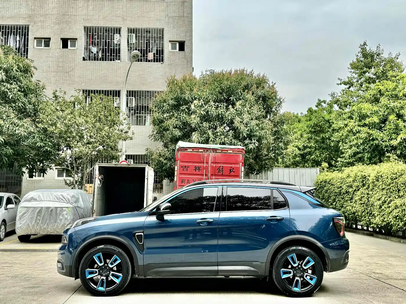 Lynk & Co 01 2017 2.0T 2WD Pro Version фото 17