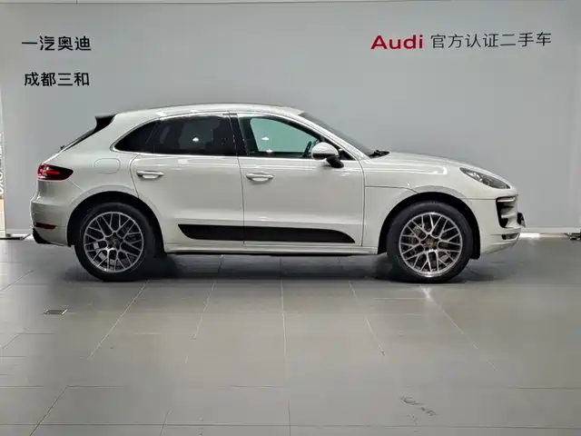 Porsche Macan 2014 Macan S 3.0T — фото 3