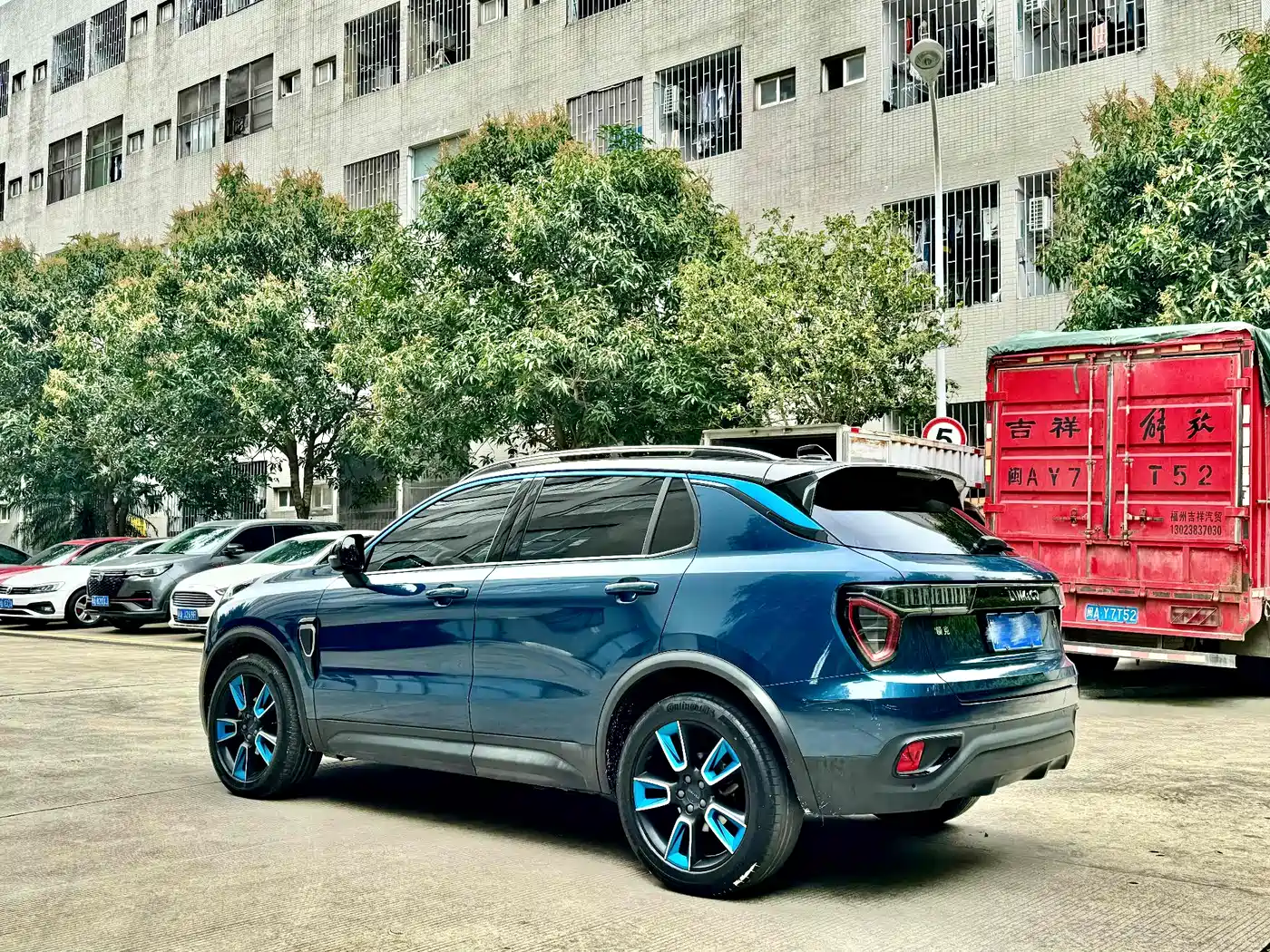 Lynk & Co 01 2017 2.0T 2WD Pro Version фото 16