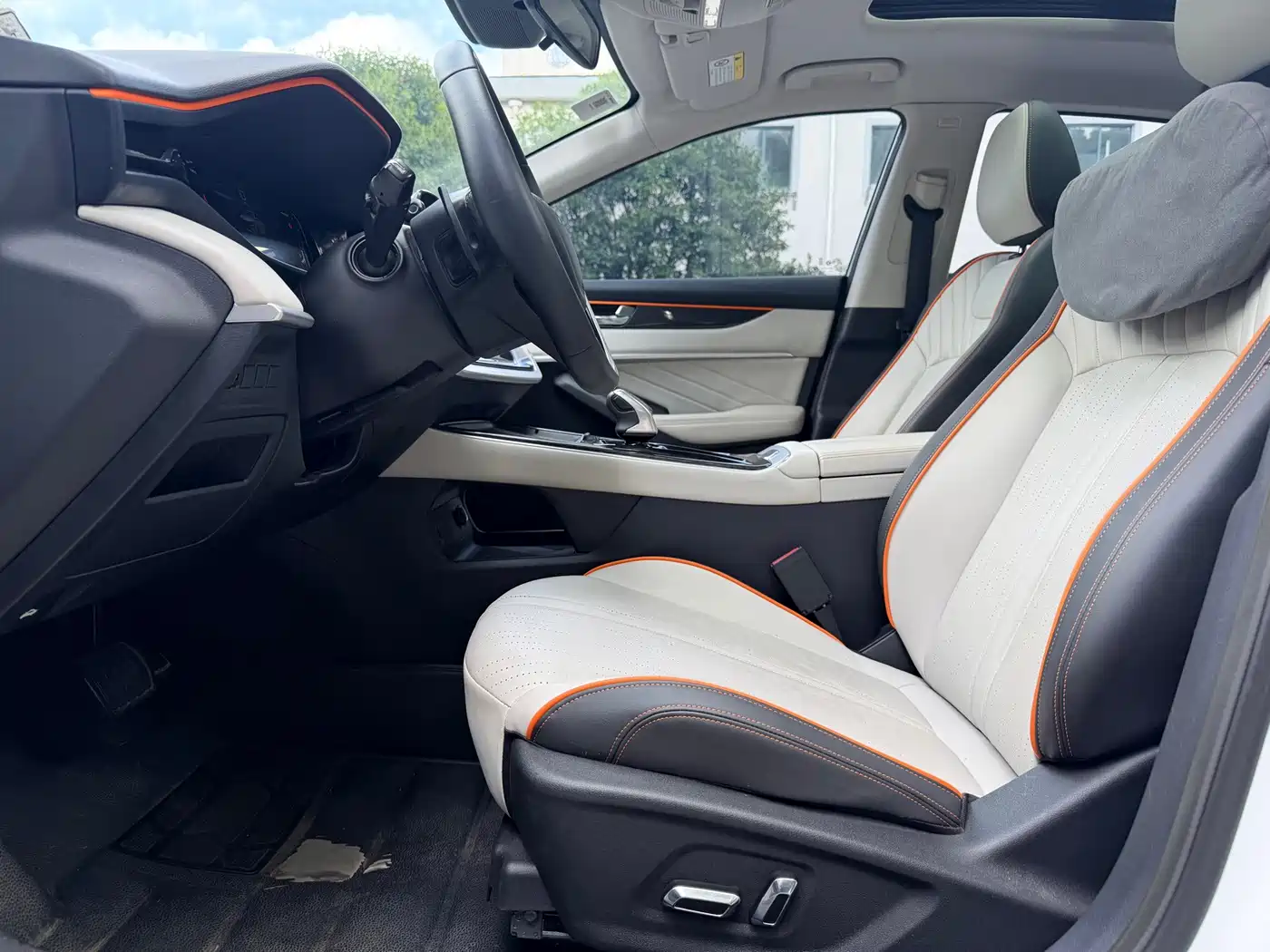 Dongfeng Aeolus Yixuan MAX 2022 2021 1.5T Super Dad Edition