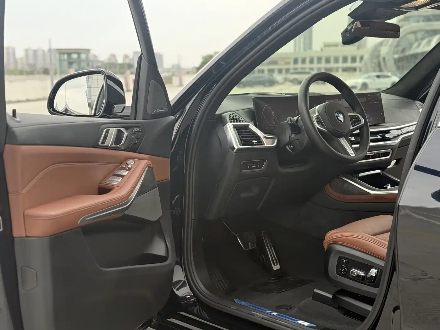 2025 BMW X7