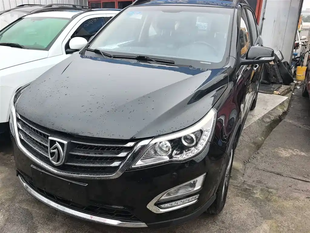 Baojun 560 2017 2016 1.8L iAMT Luxury