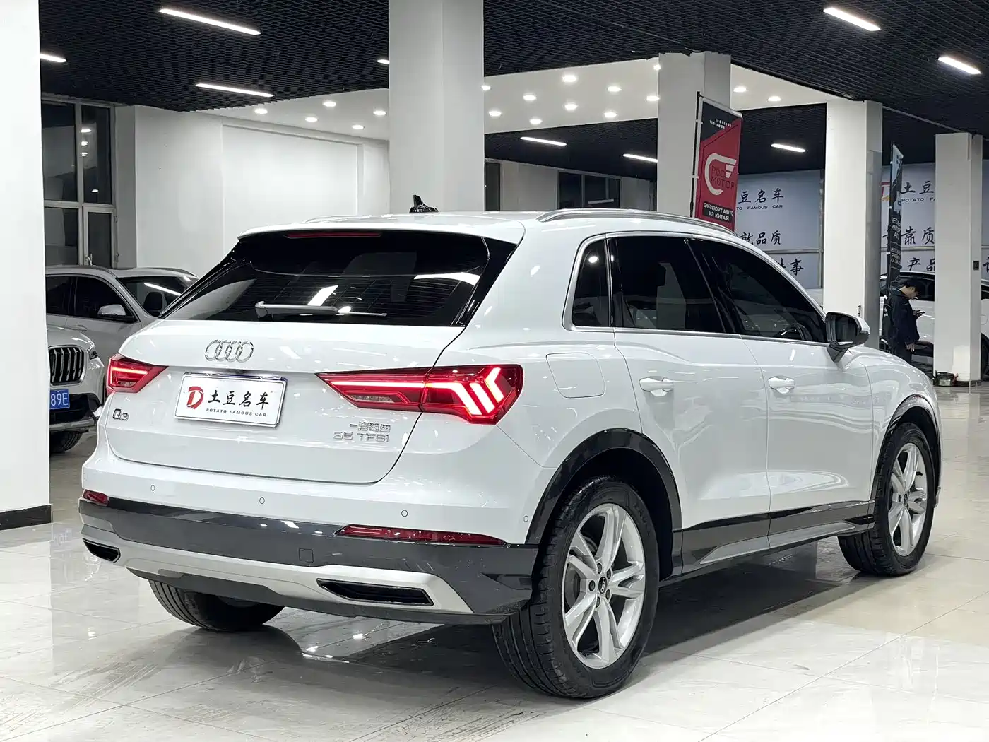 Audi Q3 2022 35 TFSI Fashion Elegance фото 6