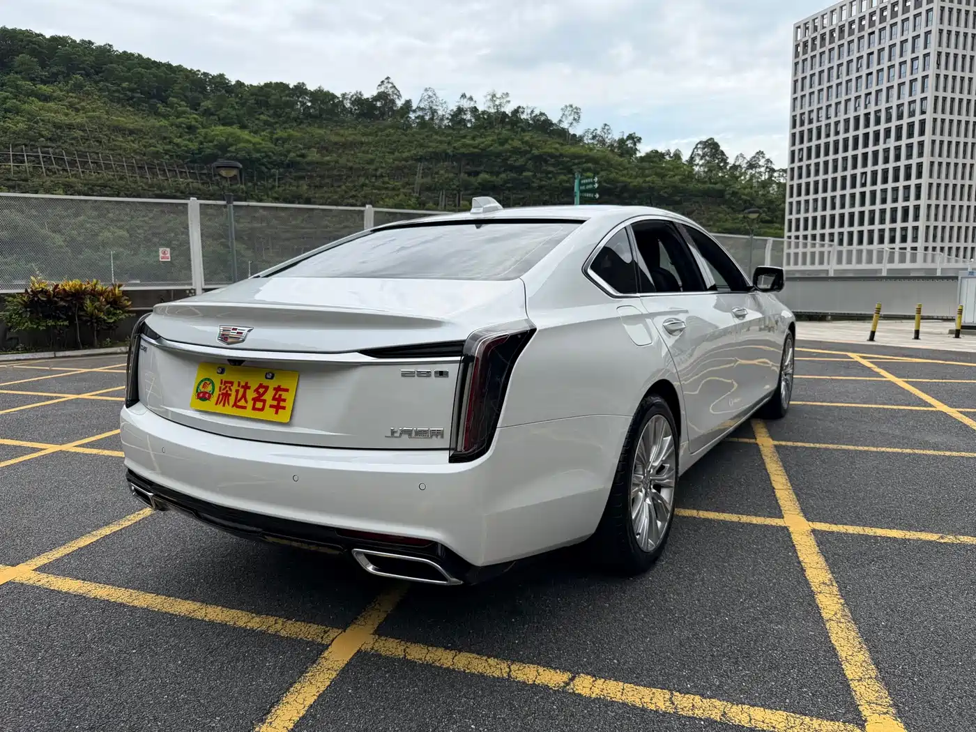 Cadillac CT6 2025 2023 28T Luxury Edition