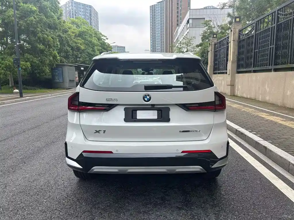 BMW X1 2023 sDrive20Li X Design Package фото 3