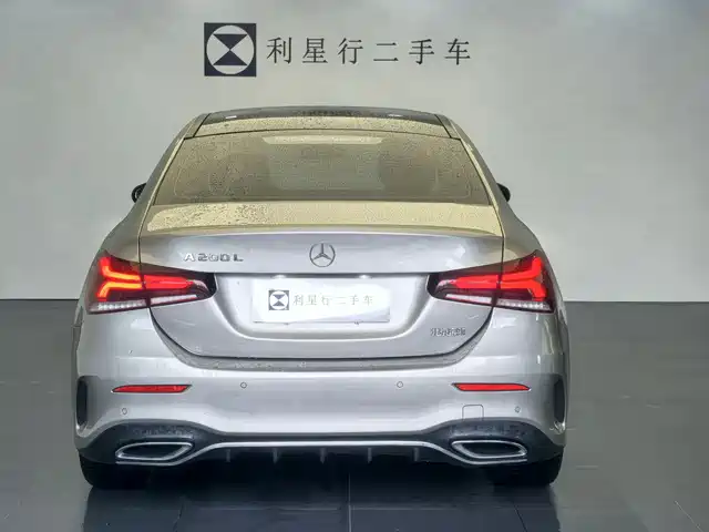 Mercedes-Benz A-Class 2019 A 200 L Sport Sedan — фото 5