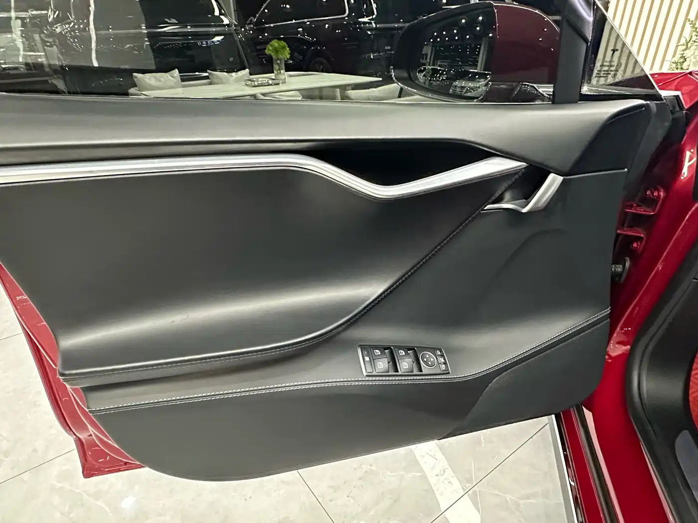 Tesla Model S 2016 2015 Model S P85D