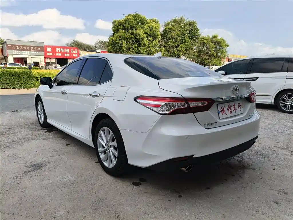Toyota Camry 2023 2.0G Luxury Edition фото 7
