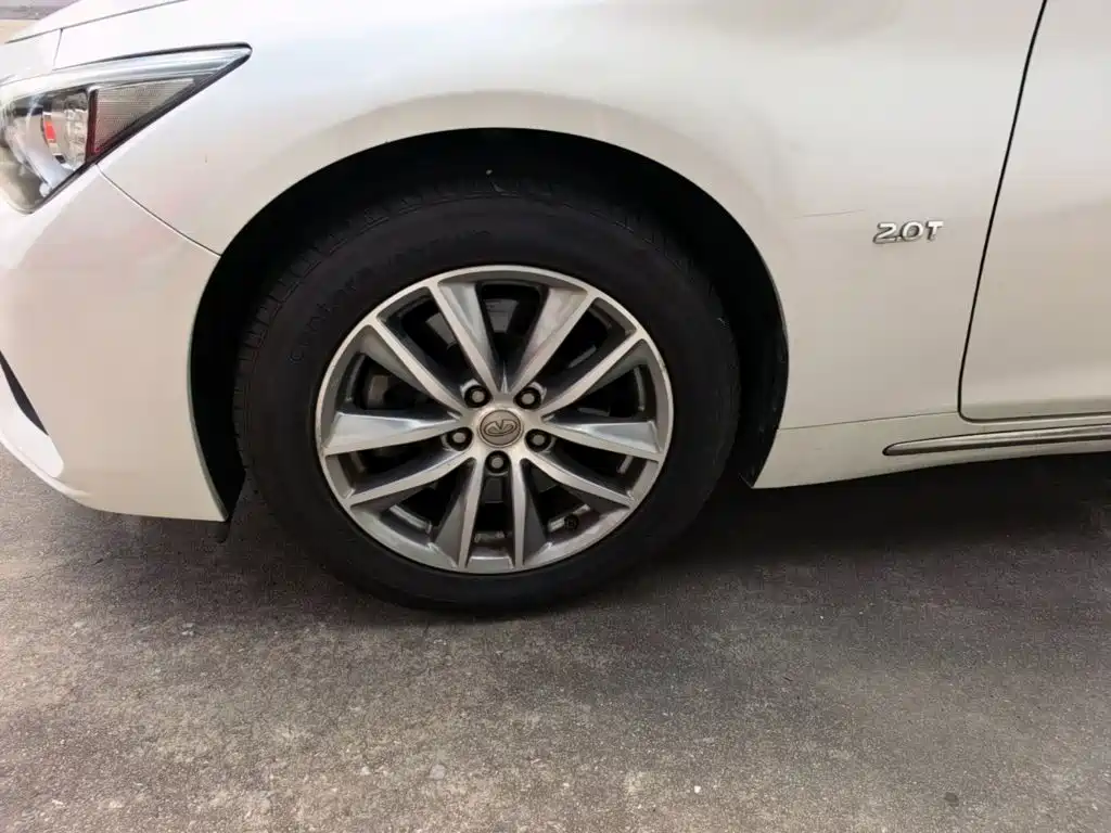 Infiniti Q50L 2019 2018 2.0T Comfort (China VI)