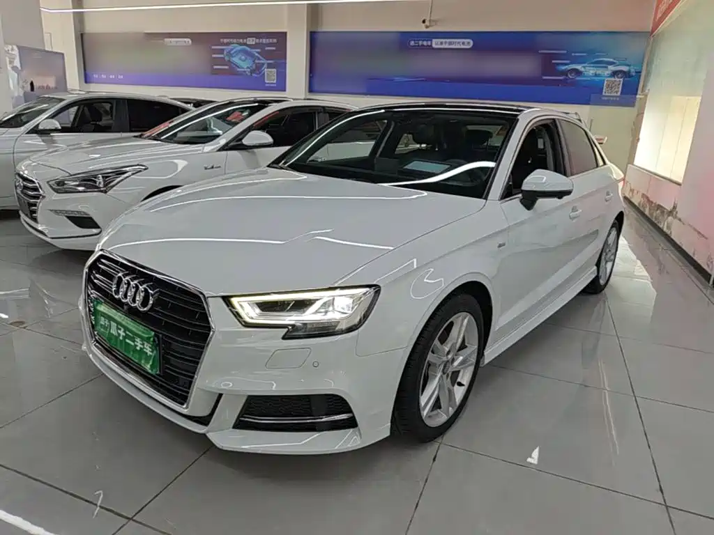 Фото 1 - Audi A3