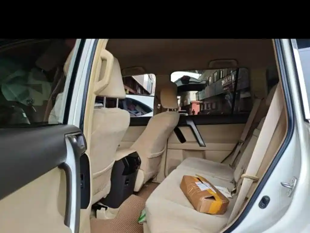 Toyota Prado (Import) 2017 2017 Base Model