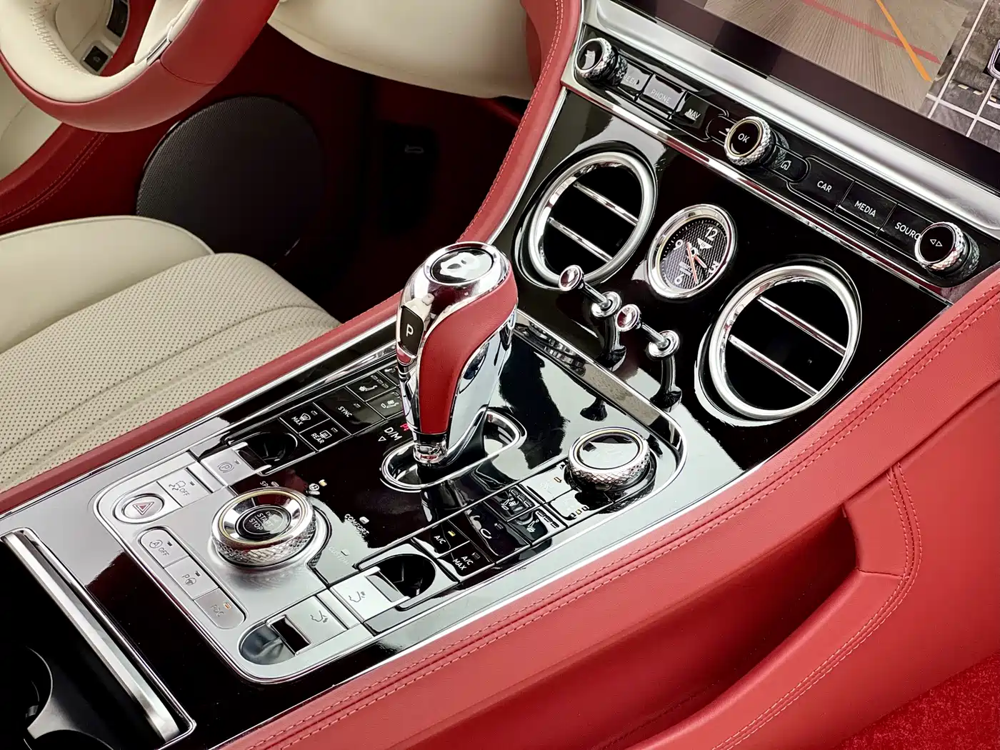 Bentley Continental 2024 2024 4.0T GT V8
