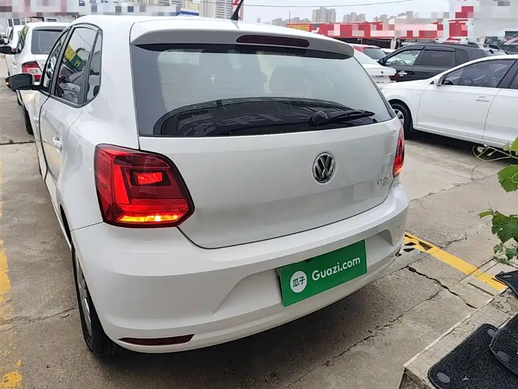 Volkswagen Polo 2018 1.5L Auto Safe Drive фото 6