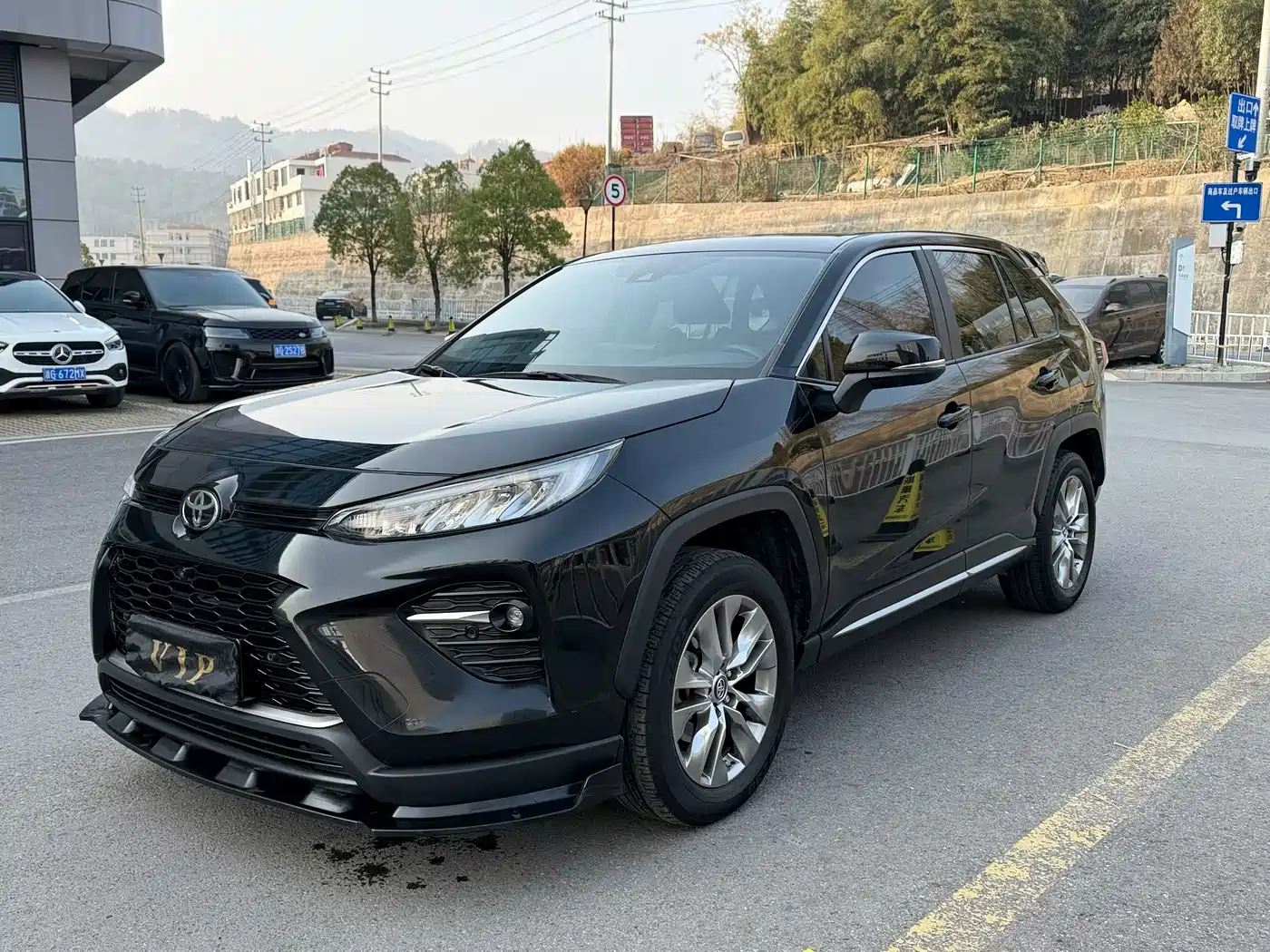 Toyota Wildlander 2022 2.0L CVT 2WD Knight Edition
