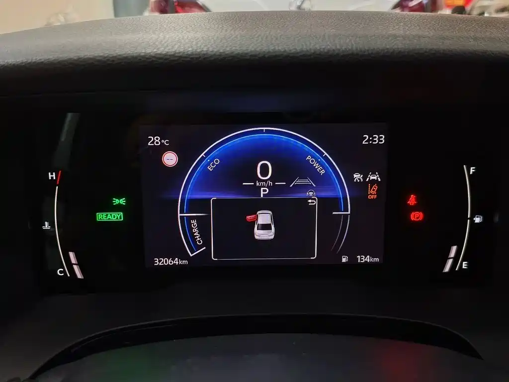 Toyota Camry 2025 2024 Hybrid 2.0HGVP Luxury Edition