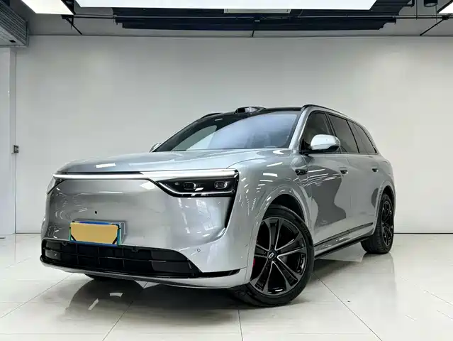 AITO ASK THE WORLD M8