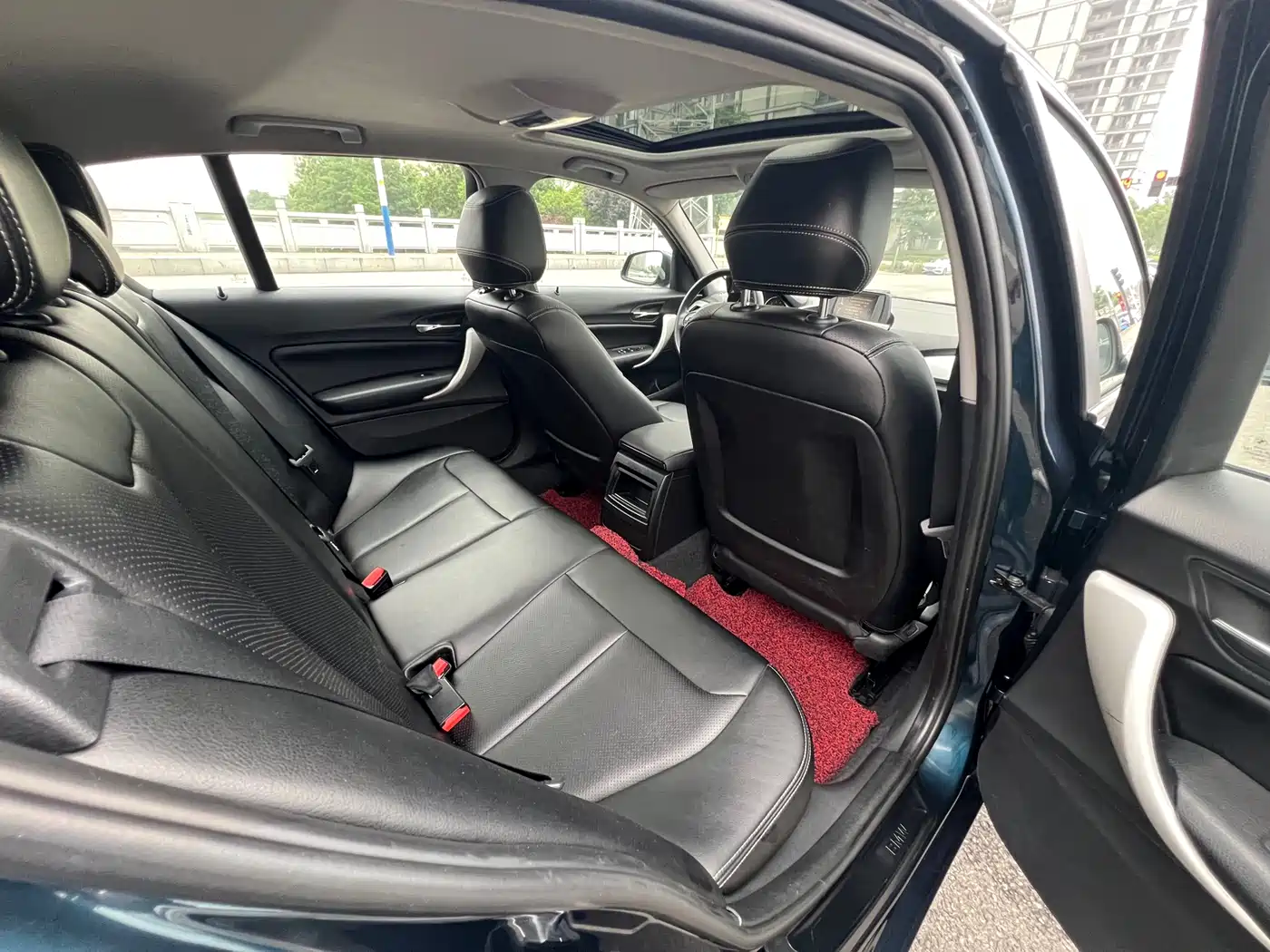 BMW 1 Series (Import) 2013 Facelift 116i Leading Model фото 9