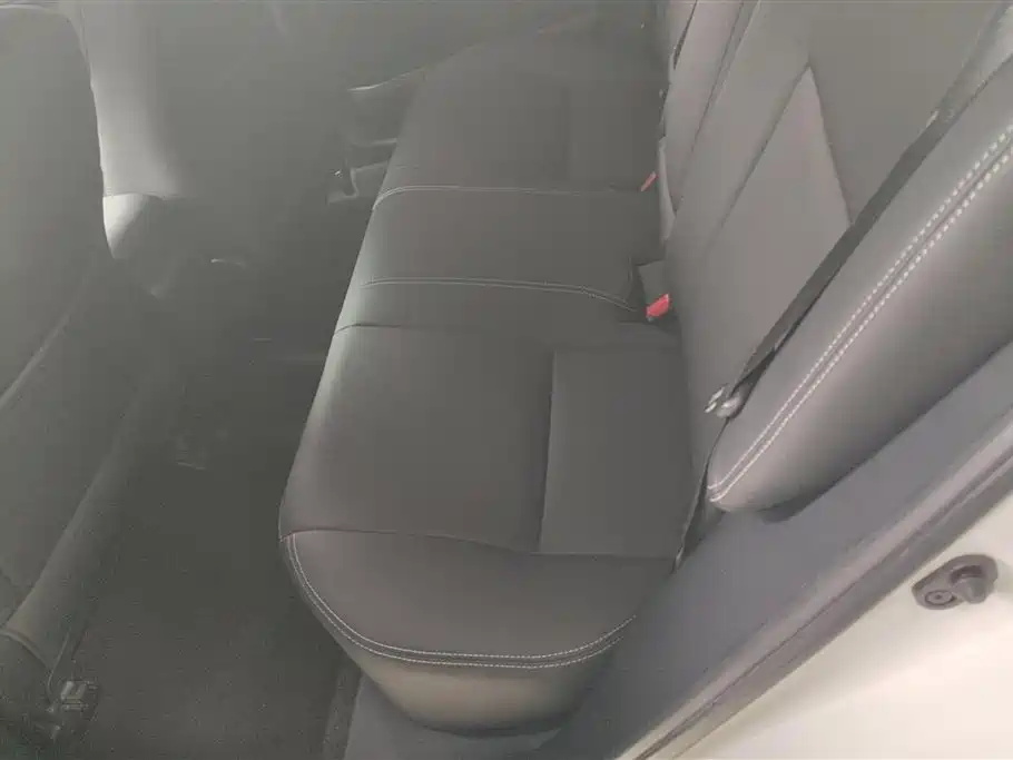 Toyota Levin 2018 185T CVT Premium Edition China V фото 11