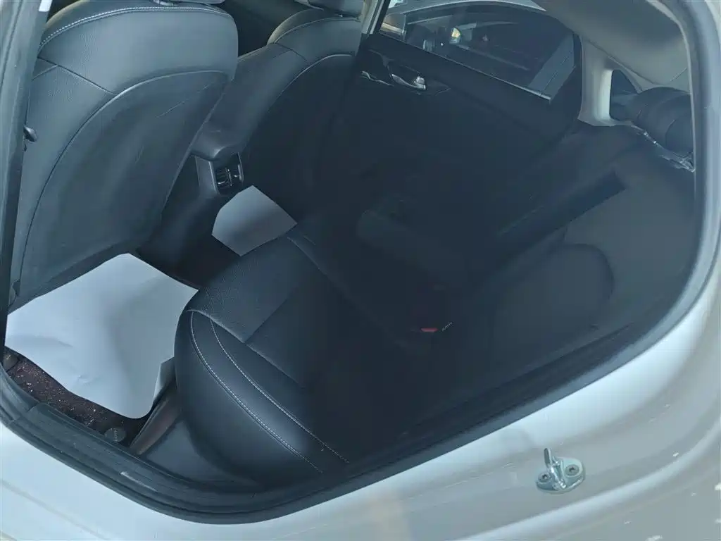 Kia K3 2021 1.5L CVT Fashion Edition фото 14