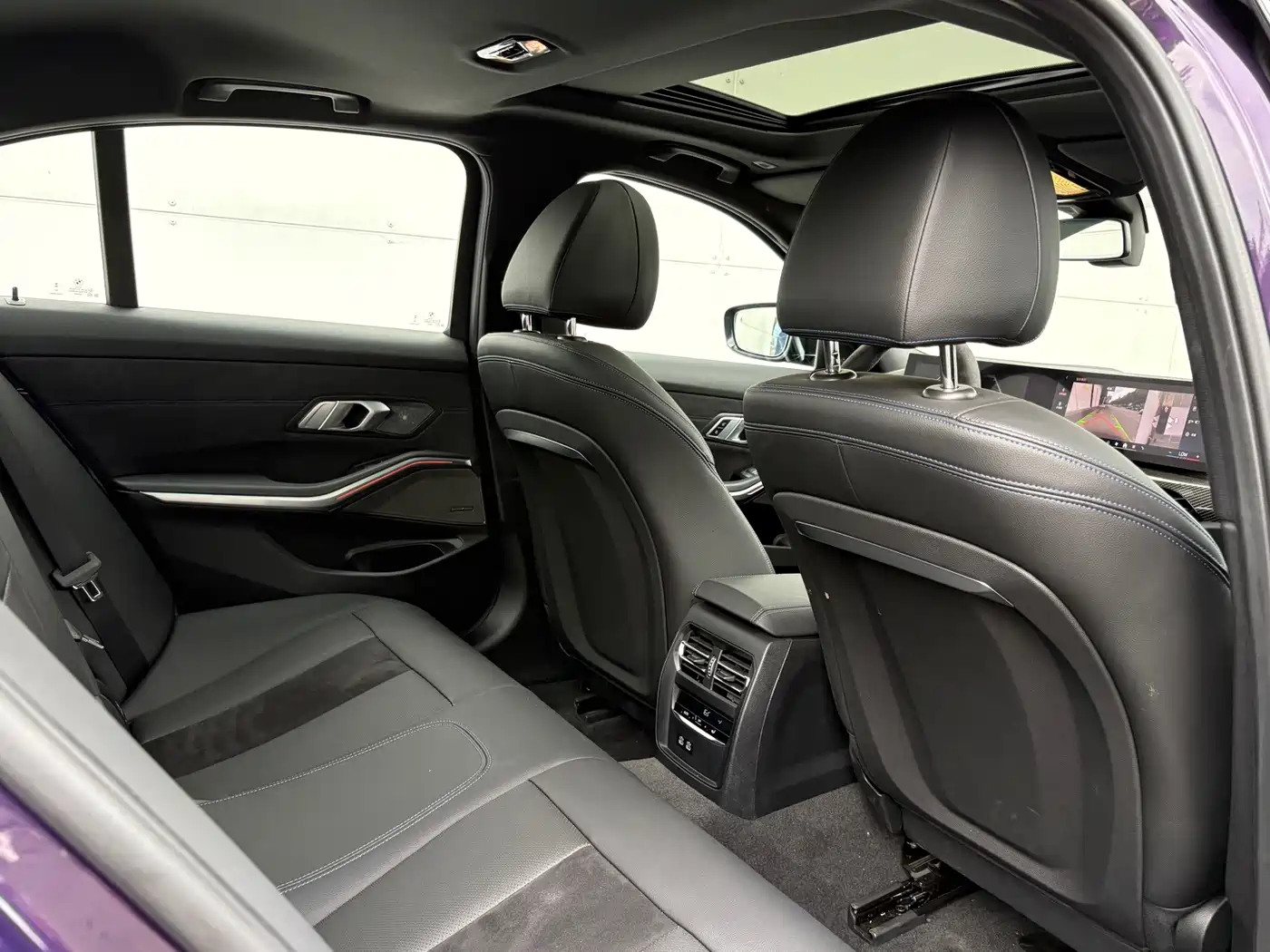 Photo 13 - BMW 3 Series