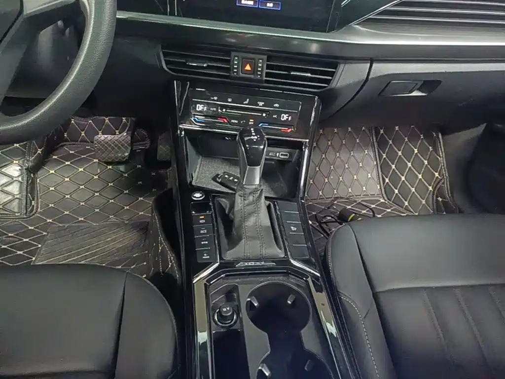 Volkswagen Passat New Energy 2022 430PHEV Hybrid Business Edition фото 14