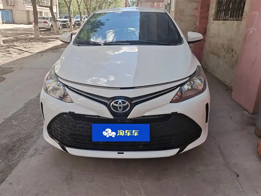 Toyota Vios FS 2017 1.5L CVT Fengchi Edition фото 2