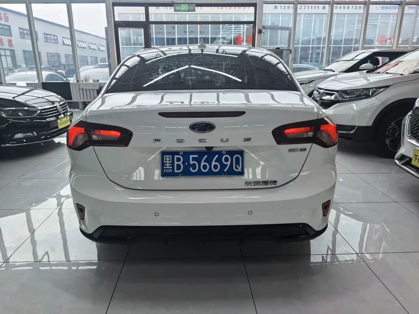 Ford Focus 2023 2022 Sedan EcoBoost 180 Auto Speed Edition