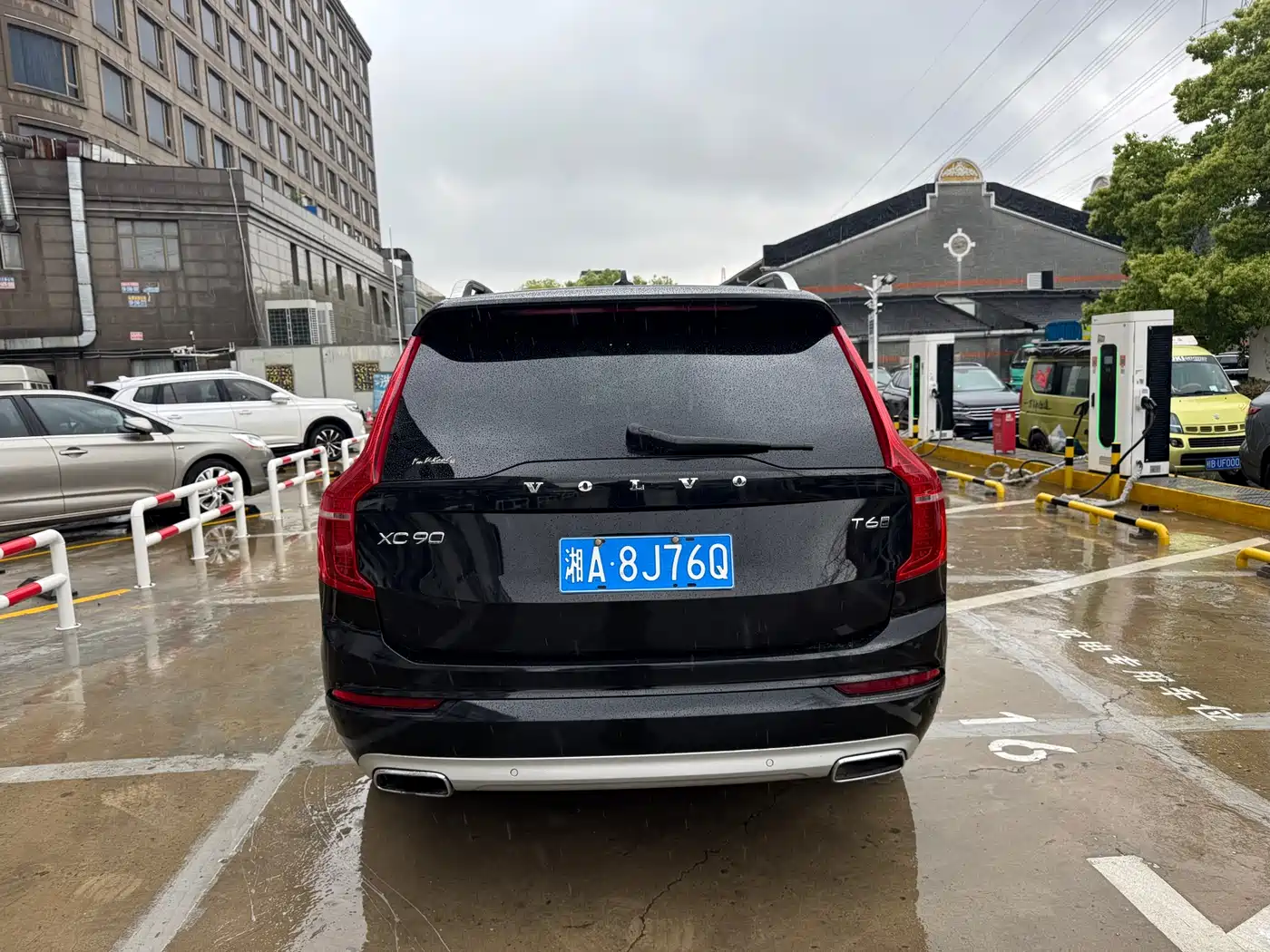 Фото 16 - Volvo XC90