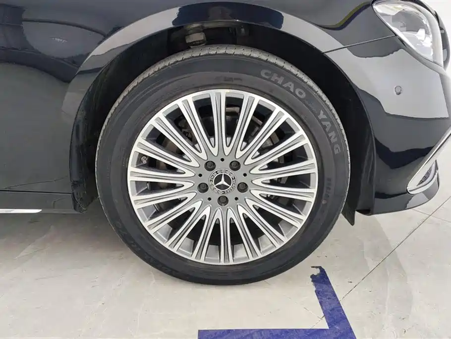 Mercedes-Benz E-Class 2021 E 260 L Sport фото 6