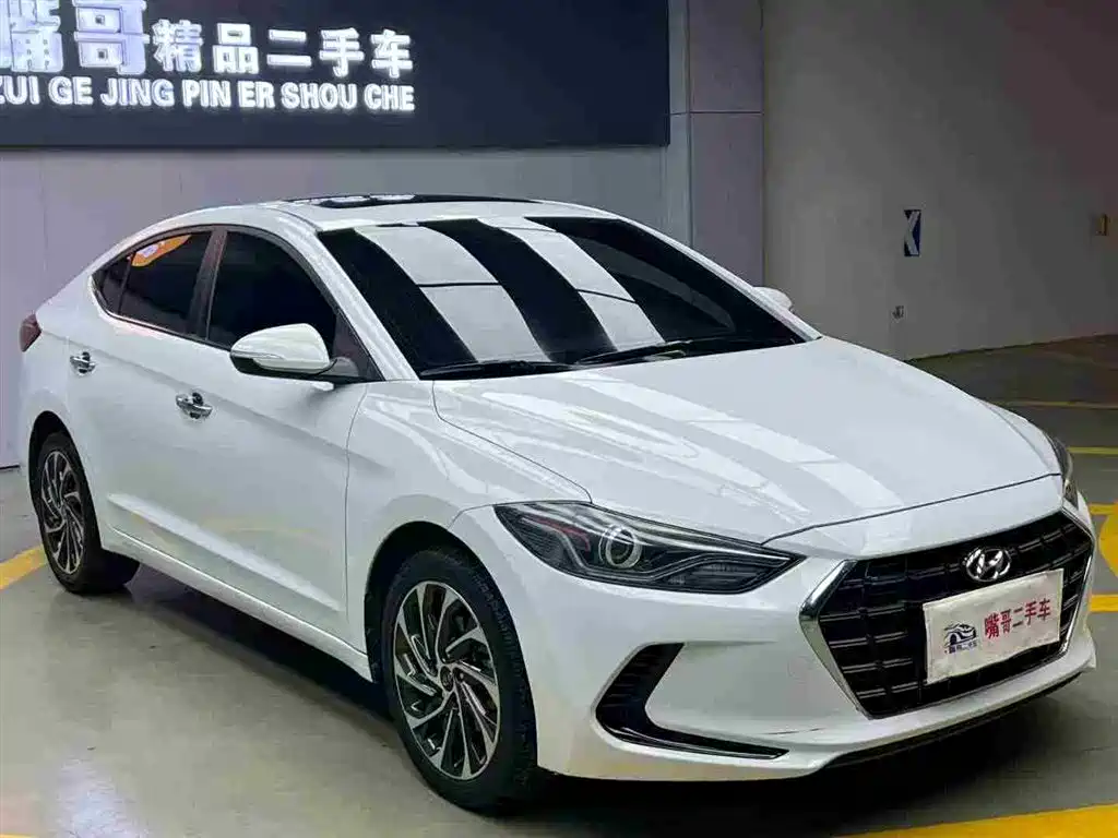 Hyundai Elantra 2020 1.4T DCT Dynamic·Vitality фото 3