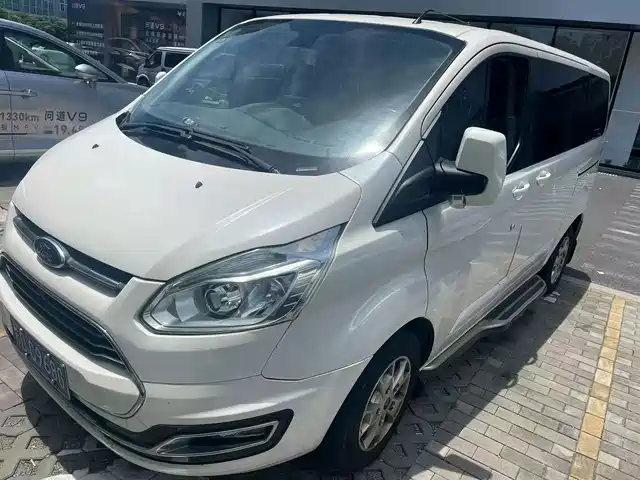 Ford Tourneo 2017 2.0T Automatic Smart Elite Edition