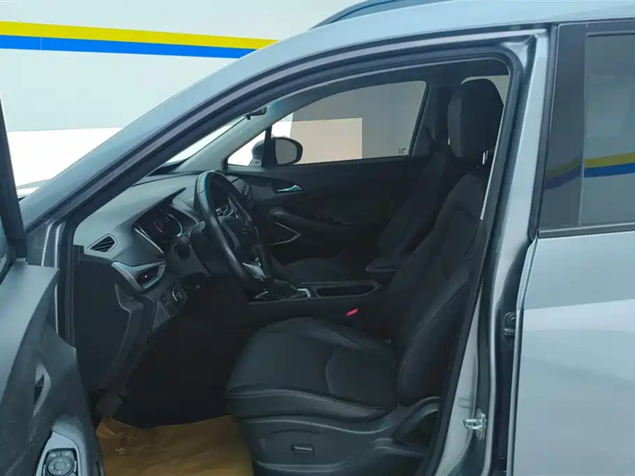 Chevrolet Volando 2018 Redline 530T Auto Premium Edition (5+2 seater) China V фото 9