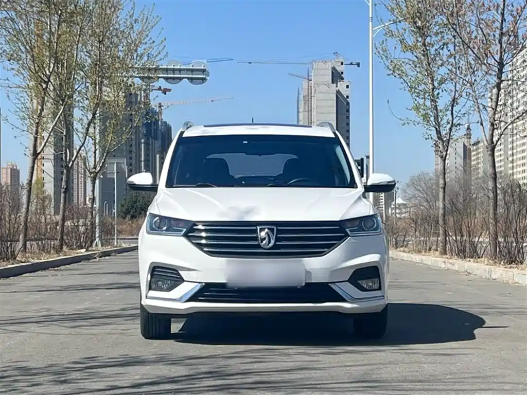 Baojun 360 2018 2018 1.5L Automatic Luxury (China V)
